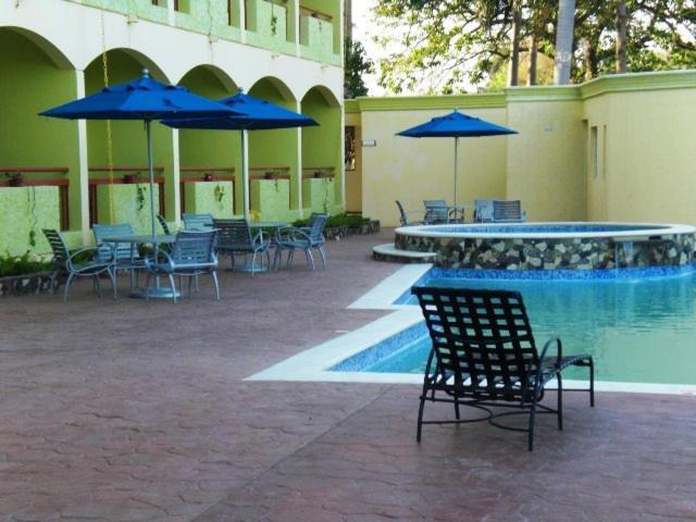 Hotel Novus Caoba Esperanza ภายนอก รูปภาพ